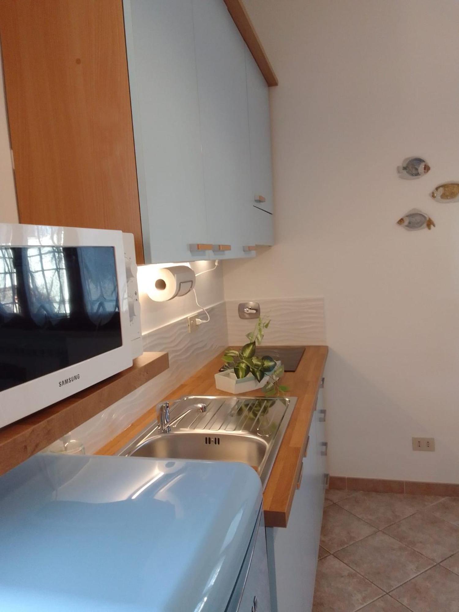 شقة A Casa Di Iole فيوميتشينو المظهر الخارجي الصورة